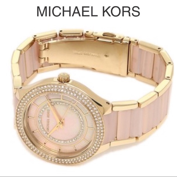 Michael Kors Accessories - 🎉HP🎉Michael Kors Watch Gold and Pink